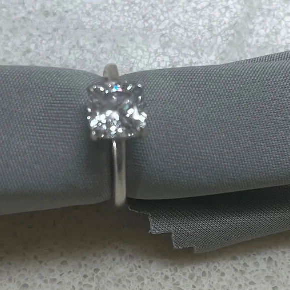 Simulated diamond 925 silver ring - Picture 3 of 7